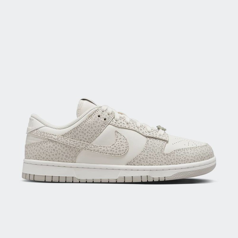 Sb dunk low safari release deals